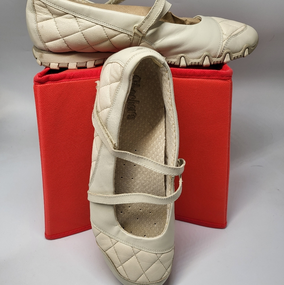 Skechers Shoes